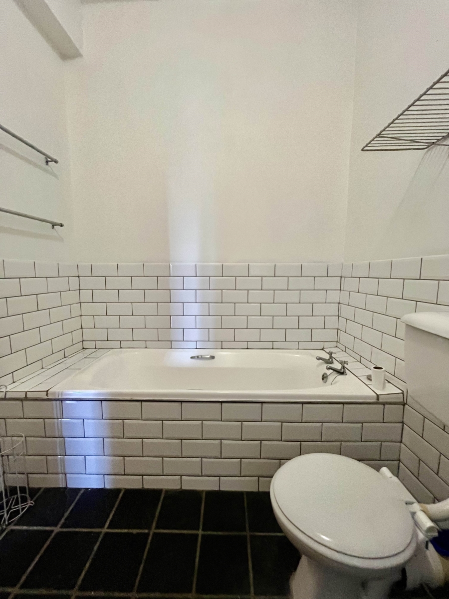 To Let 2 Bedroom Property for Rent in Gardens Western Cape